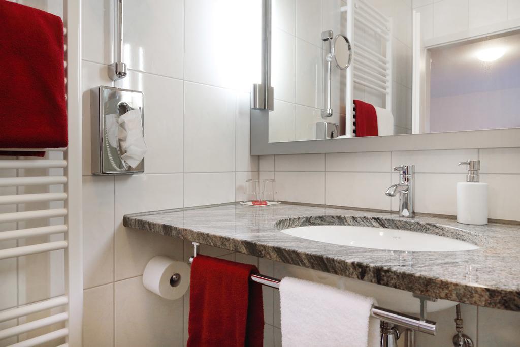 Lauchheim Hotel-Restaurant Roter Ochsen חדר תמונה