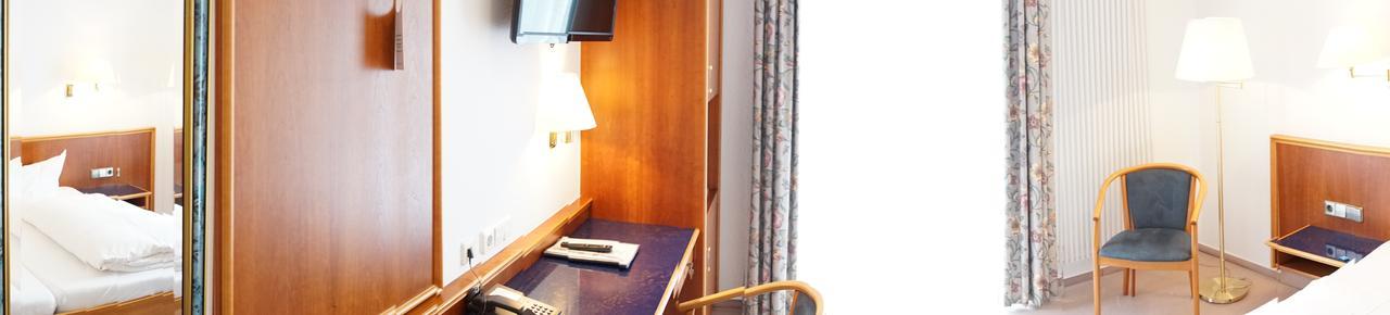 Lauchheim Hotel-Restaurant Roter Ochsen מראה חיצוני תמונה